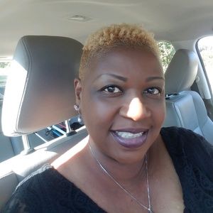 Meet your Posher, Jacqueline